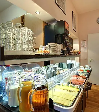 Hotel-pension Am Savignyplatz Guest house 2*