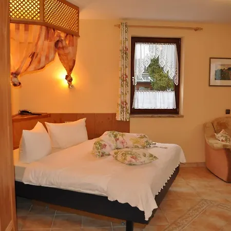 Blumenbach 2* Berlin