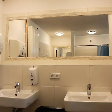 Qbe Heizhaus 3* Berlin