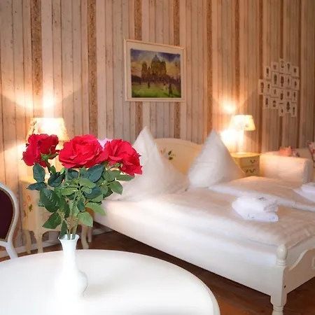 Sevenrooms 3*
