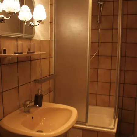 Berl Guest house