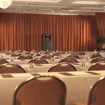 Steglitz International Szálloda 4*