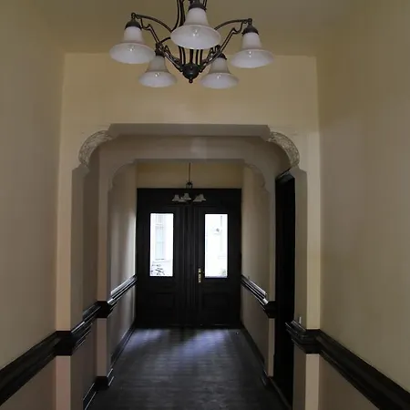 Nollendorf Apartment *