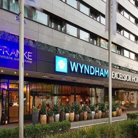Hotel Wyndham Excelsior 4*