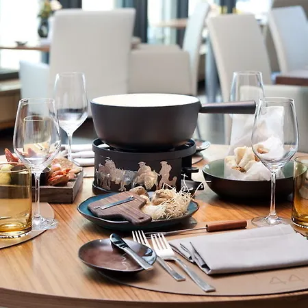 Hotel Swissotel Kurfuerstendamm 5*