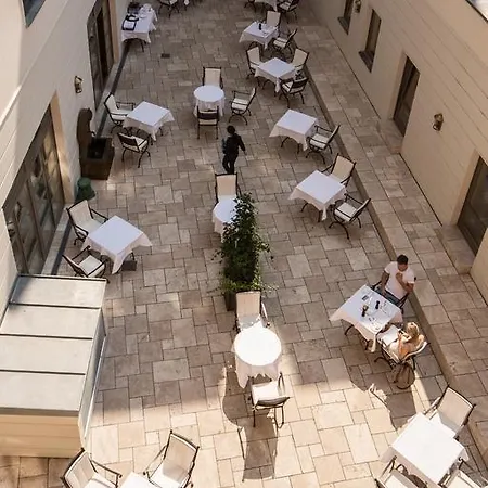 Monbijou 3* Berlin