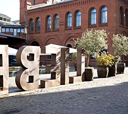 Gasthof Eastside Berlin