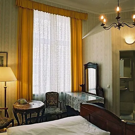 Hotel-pension Funk Am Kurfuerstendamm فندق