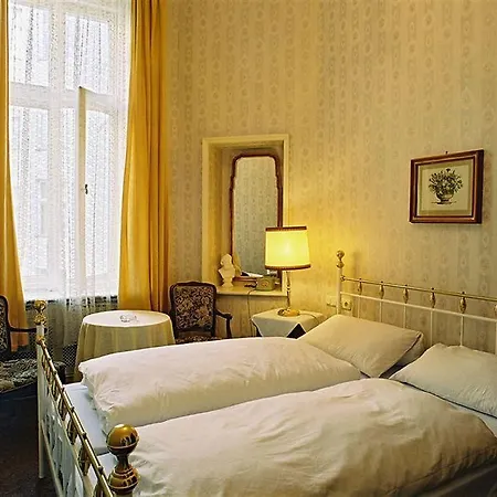 Hotel-pension Funk Am Kurfuerstendamm Hotel Berlin