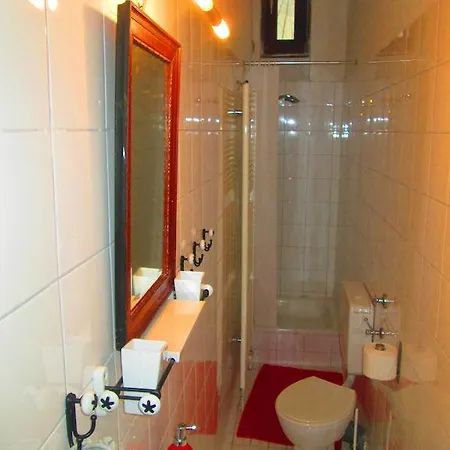 Apartment Ruhige Ferienwohnung - Mitte