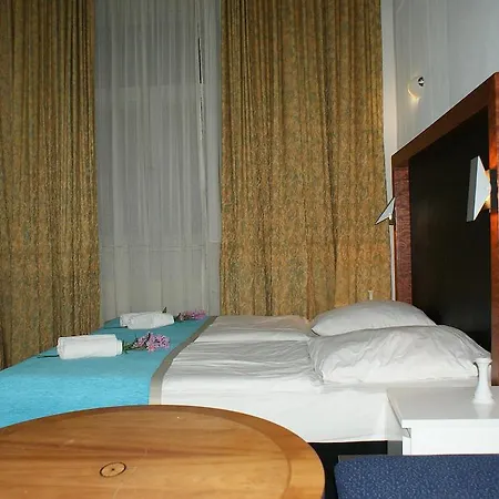 Hotel Garni Aaberna *