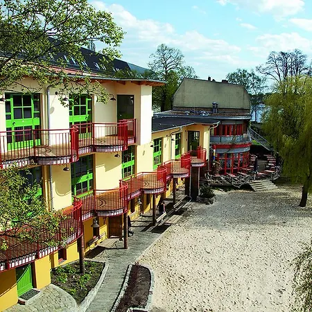 Seminar- Und Gaestehaus Flussbad Gartenstrasse Берлин