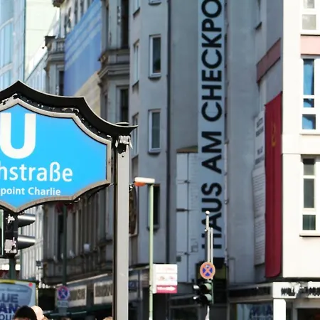 Otel Mondrian Am Checkpoint Charlie 4*