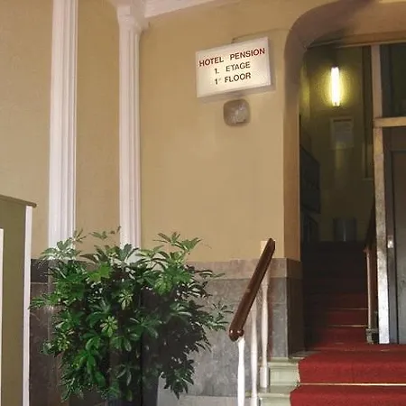 Hotel Messe 2*