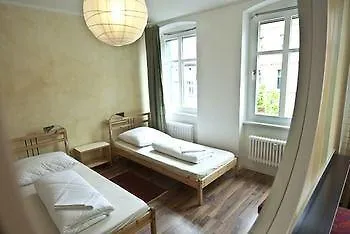 Hostel Eastseven *