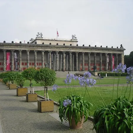 Hotel Carolinenhof 3*