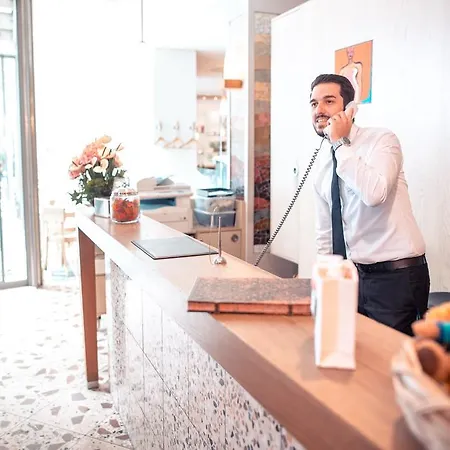 Otel Bleibtreu By Golden Tulip 4*