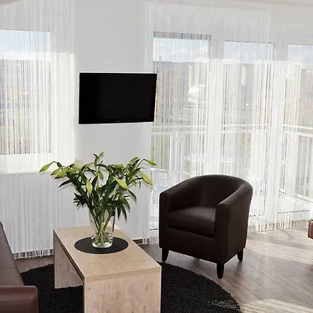 Aparthotel Adapt - Adlershof 4*