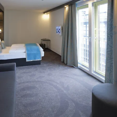 Hotel One Ku'damm 3*