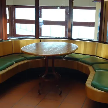 Motel Und Rasthof Avus 2*