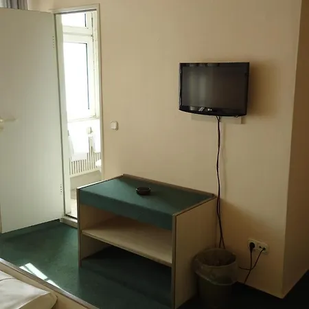 Motel Und Rasthof Avus 2*
