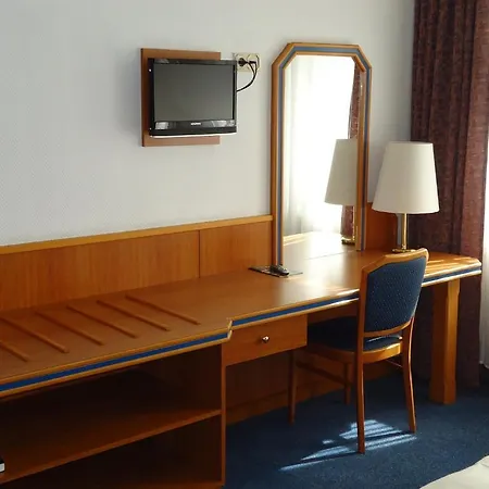 Und Rasthof Avus Motel 2*