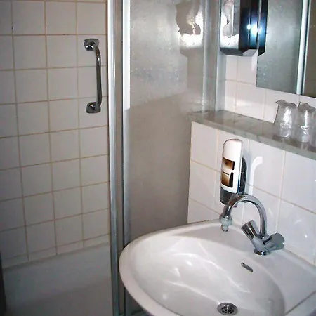 Amelie West Hotel 3*