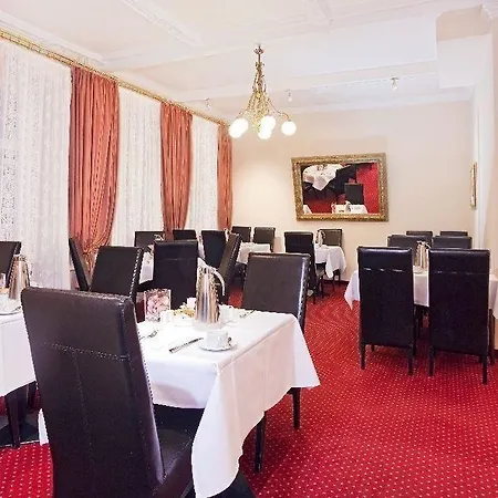 Henri Kurfuerstendamm 4* Berlin