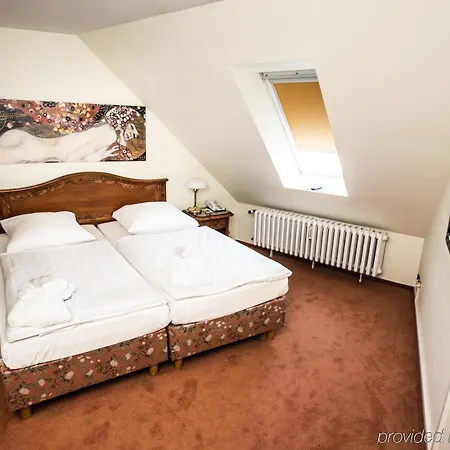 Henri Kurfuerstendamm Hotel