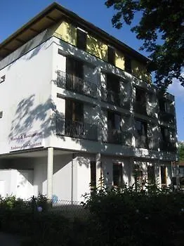 Ambassador-berlin Gruenau 3* Berlín