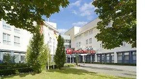 Courtyard By Marriott Berlin 4*