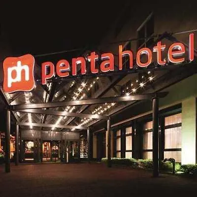 Courtyard By Marriott Berlin Hotel Teltow