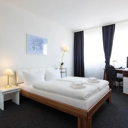 Berliner Baer 3*