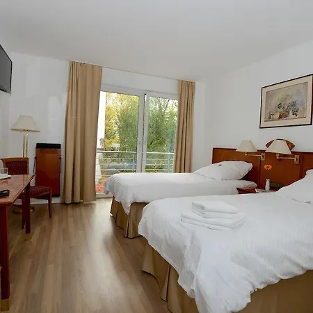 Elegant Apartotel 3*