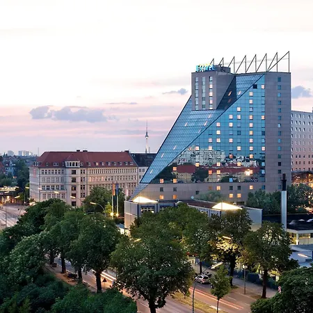 Estrel 4* Berlin