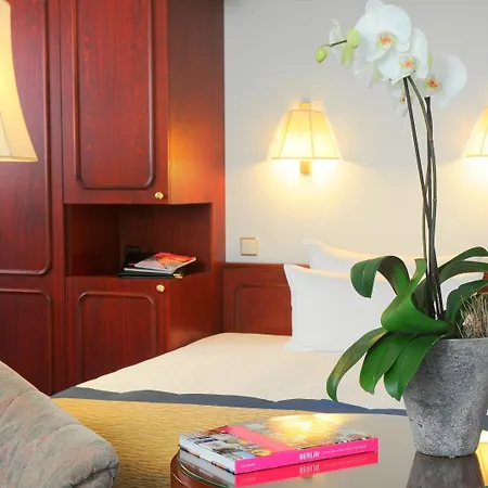 Bernstein Kastania Hotel 4*