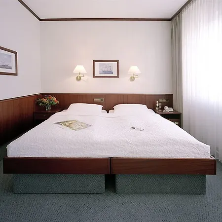 Sorat 3* Berlín