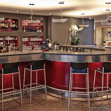 Mercure Airport Tegel Отель Берлин