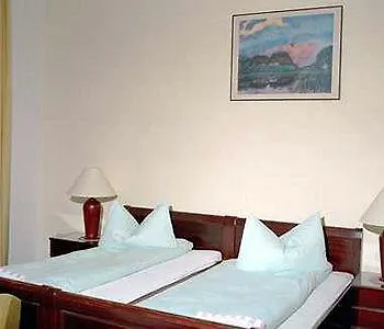 Majesty Guest house Berlin
