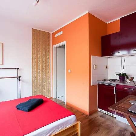 Apartment Park & Alex 2 Bathrooms 2 Kitchen 4 *