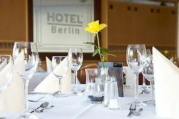 Berlin - Greenline Отель 3*