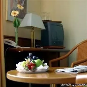 Kurfuerstendamm Am Adenauerplatz Hotel Berlin