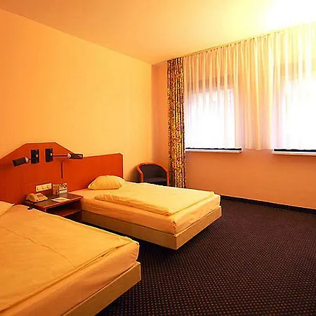 Arcadia Hotel 3*