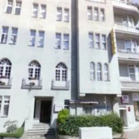 מלון Bellevue Am Kurfuerstendamm 3*