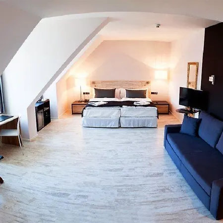 Hotel Catalonia Mitte