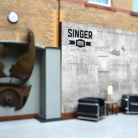 Singer109 Hostel, & Хостел *