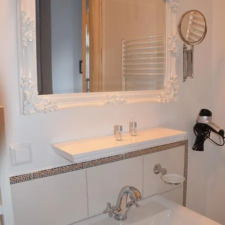 Sevenrooms Guest house