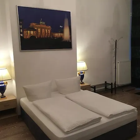 Hotel-pension Adamshof Guest house 2*