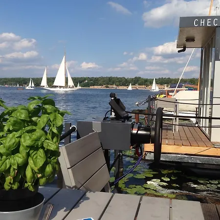 Cosy Houseboat Wannsee Berlin