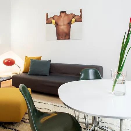 Luxury 2 Bedroom Apartment In The Heart Of Mitte, Berlin Apartment